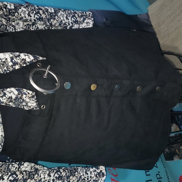 Aiki Keylook Mini Skirt - Picture 1 of 10